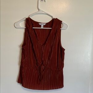 Nine West V-Neck Rusty Elastic Pleated Tie Front Tank Top Sleeves Soft & Silky